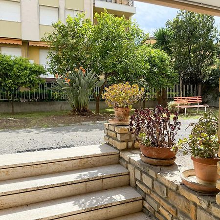 Hotel Casa Febo, In Centro Con Parcheggio Privato A 200 Mt Dal Mare Bordighera Zewnętrze zdjęcie