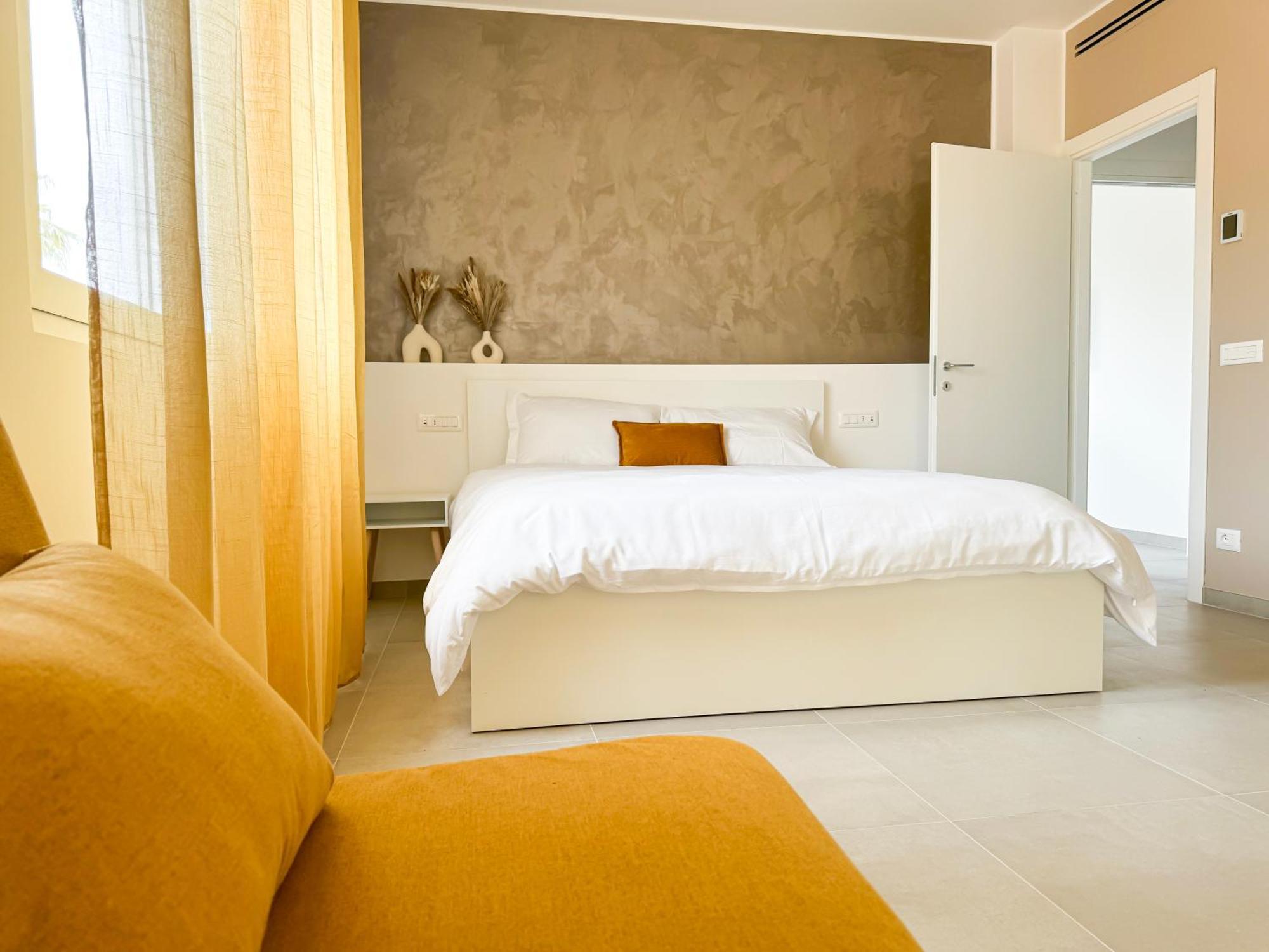 Hotel Casa Febo, In Centro Con Parcheggio Privato A 200 Mt Dal Mare Bordighera Zewnętrze zdjęcie