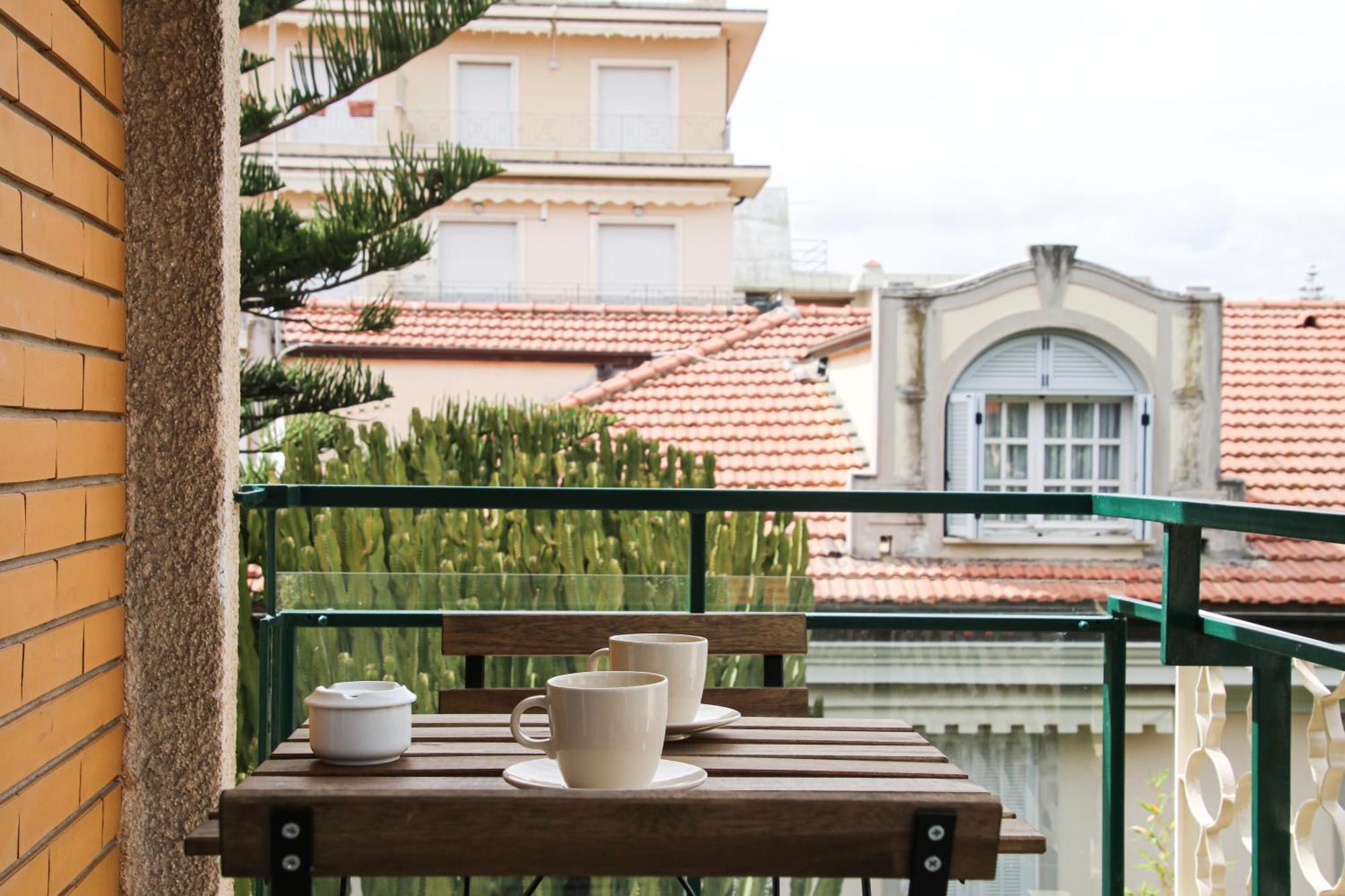 Hotel Casa Febo, In Centro Con Parcheggio Privato A 200 Mt Dal Mare Bordighera Zewnętrze zdjęcie